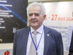 rele-expo__16